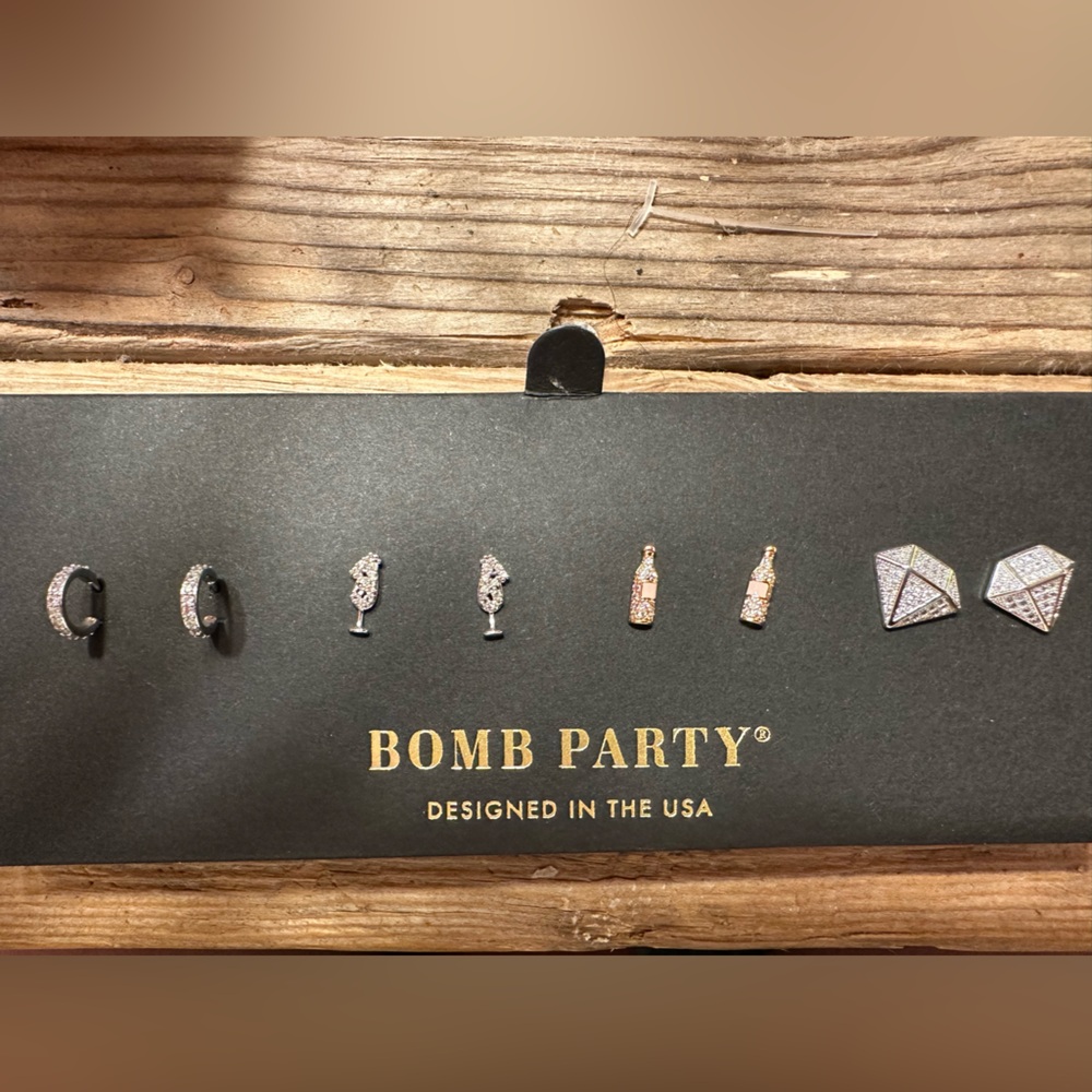 Bomb Party Simply Studs